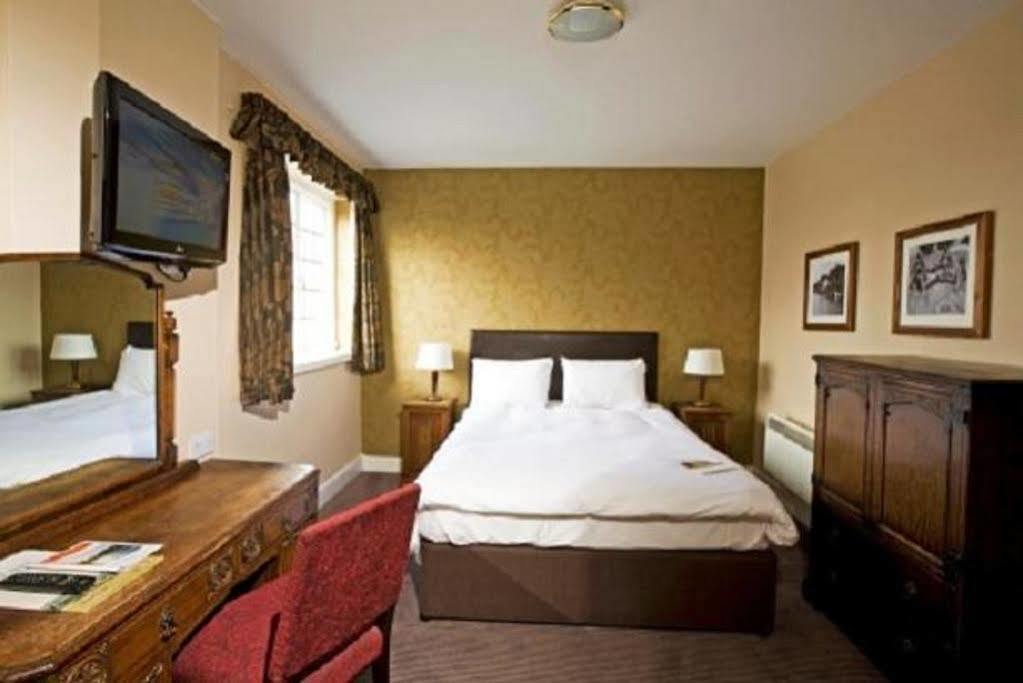 Old Manse Hotel By Greene King Inns Bourton-on-the-Water Exterior photo